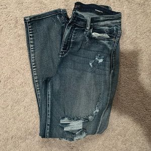 Size 9 judy blue ripped jeans boyfriend fit